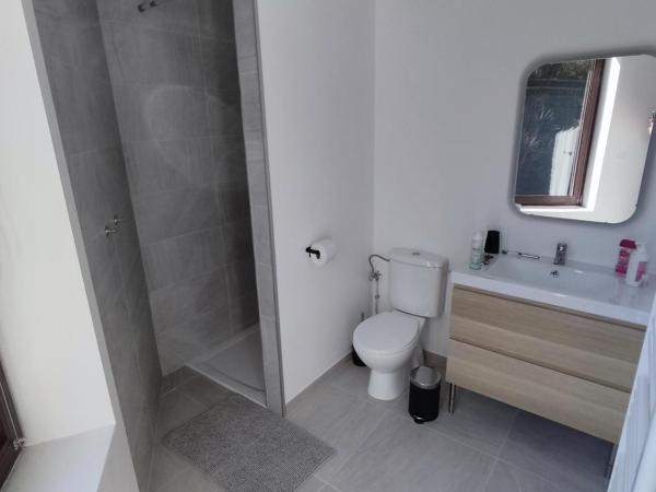 Studio Citadelle & proche centre historique : photo 5 de la chambre chambre double standard