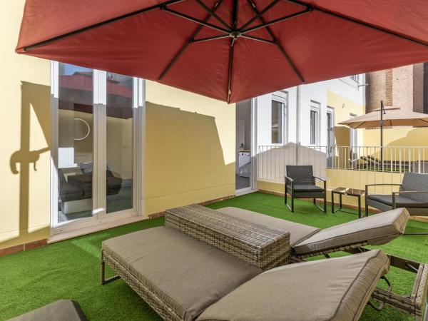 Marvellous Apt with a Large Private Terrace : photo 8 de la chambre appartement avec terrasse