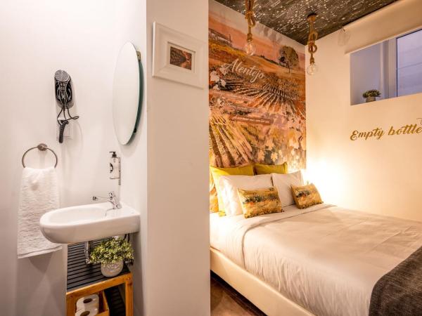 Lisbon Wine House - Rooms & Suites : photo 2 de la chambre chambre double Économique