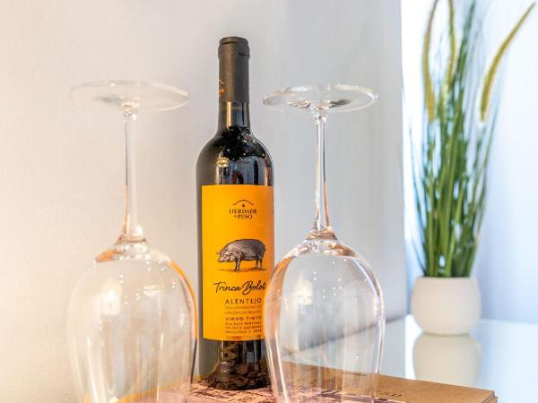 Lisbon Wine House - Rooms & Suites : photo 5 de la chambre chambre quadruple