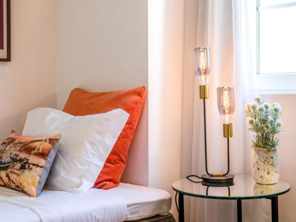 Lisbon Wine House - Rooms & Suites : photo 4 de la chambre chambre quadruple