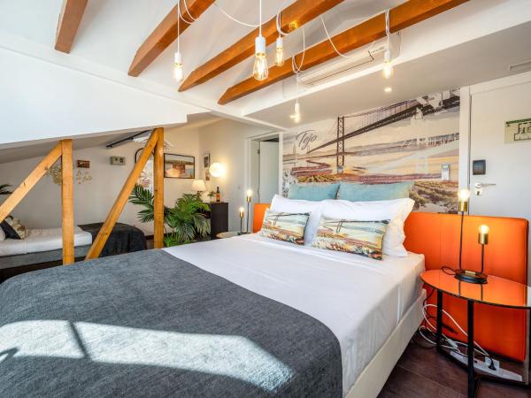 Lisbon Wine House - Rooms & Suites : photo 2 de la chambre chambre familiale supérieure