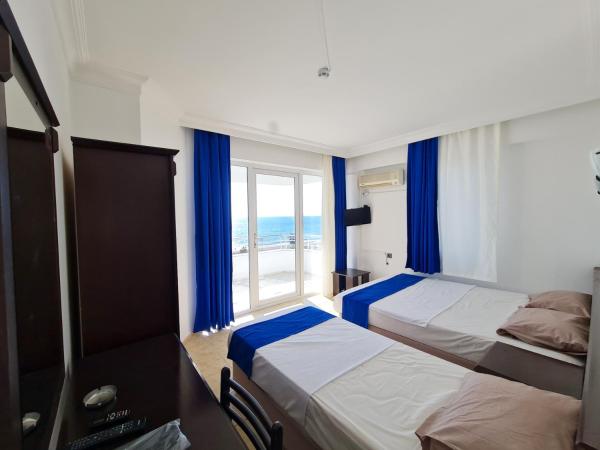 Moray & Duka Hotel : photo 3 de la chambre chambre triple standard - vue sur mer