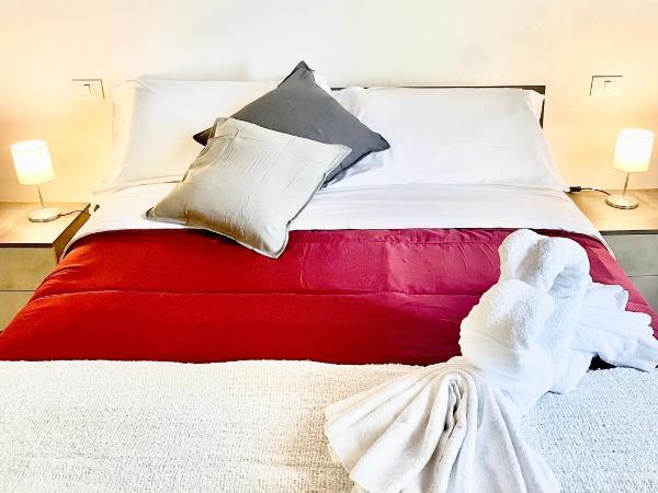 Il Barbero Apartment : photo 5 de la chambre chambre double avec salle de bains privative extérieure