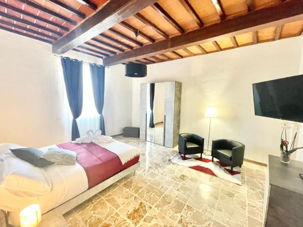 Il Barbero Apartment : photo 6 de la chambre chambre double avec salle de bains privative extérieure