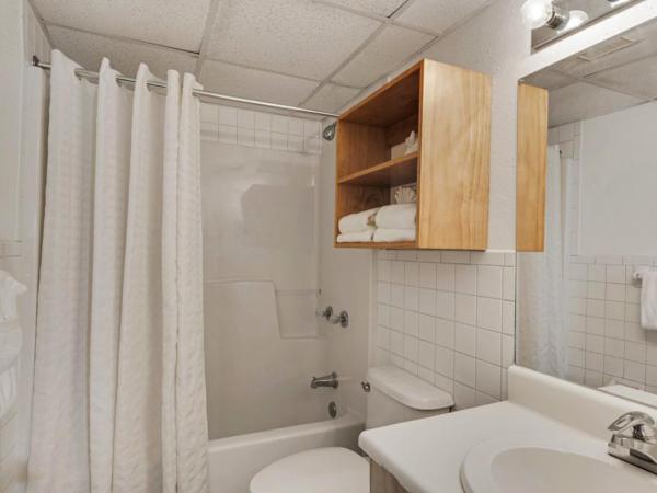 Ramada by Wyndham Panama City Beach / Beachfront : photo 2 de la chambre suite studio avec 2 lits doubles - vue sur plage - non-fumeurs