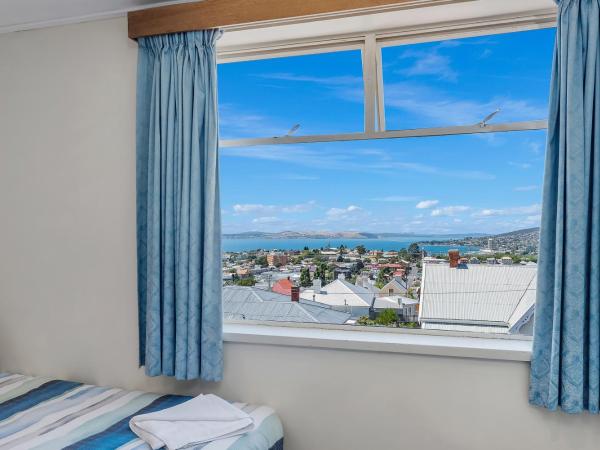 Marquis Hotel Motel : photo 1 de la chambre chambre lits jumeaux - vue sur ville