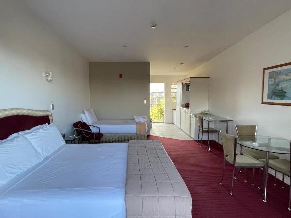 Chantillys Motor Lodge : photo 1 de la chambre studio lit queen-size