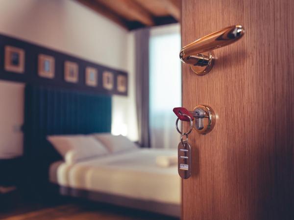 Castelmenardo39 : photo 1 de la chambre chambre familiale