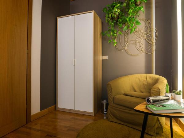 Castelmenardo39 : photo 8 de la chambre chambre familiale