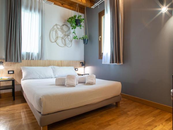 Castelmenardo39 : photo 10 de la chambre chambre familiale