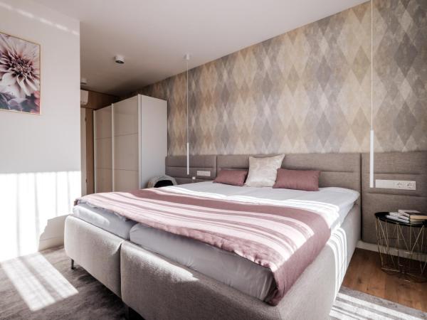 Adele Apartments : photo 6 de la chambre chambre double deluxe