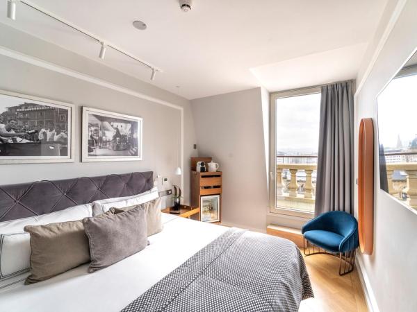 Lasala Plaza Hotel : photo 7 de la chambre petite chambre double - vue sur mer