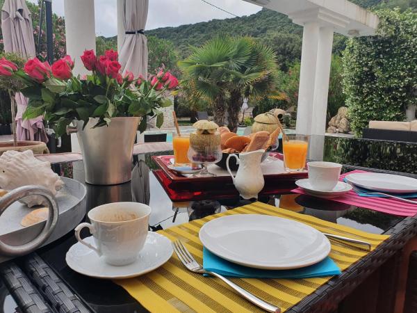 Petra-Bianca : photo 8 de la chambre suite junior - vue sur piscine