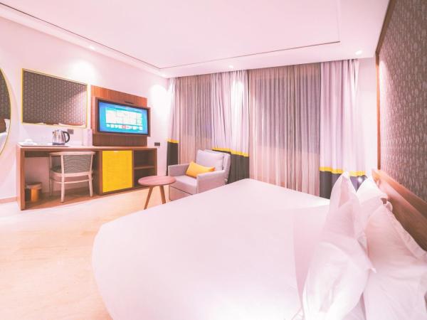 Oum Palace Hotel & Spa : photo 10 de la chambre chambre double supérieure