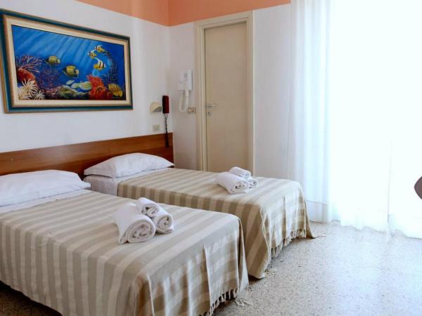 Hotel Staccoli : photo 3 de la chambre chambre double ou lits jumeaux standard