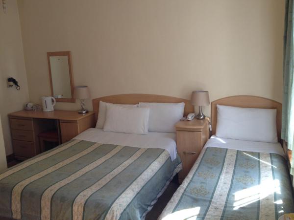 Seven Dials Hotel : photo 1 de la chambre chambre lits jumeaux avec salle de bains privative