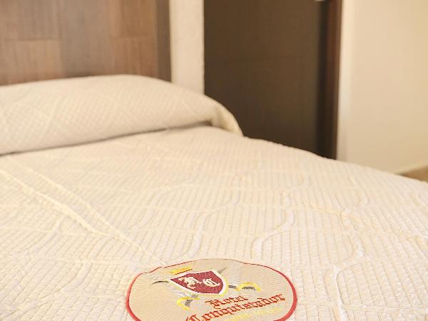 Hotel Conquistador : photo 2 de la chambre chambre lit queen-size
