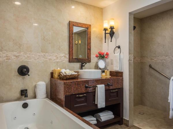 El Encanto All Inclusive Resort : photo 3 de la chambre suite lit queen-size deluxe
