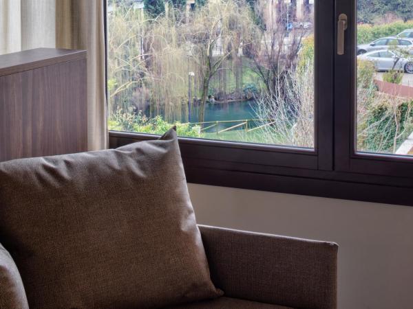 Porta Altinia Suites : photo 3 de la chambre suite