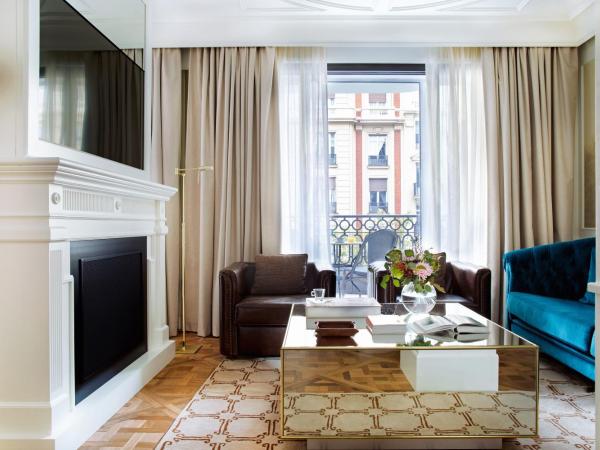 BLESS Hotel Madrid - The Leading Hotels of the World : photo 3 de la chambre suite avec terrasse - vue sur velázquez 