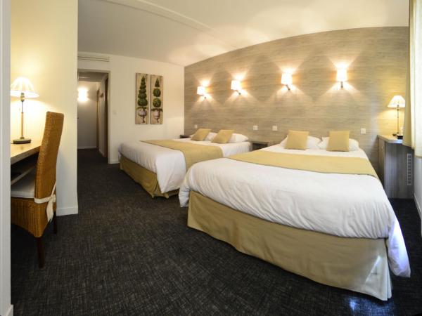 Hotel Les Terrasses : photo 8 de la chambre chambre triple standard