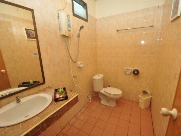 Phi Phi Rimlay Resort : photo 4 de la chambre chambre double standard