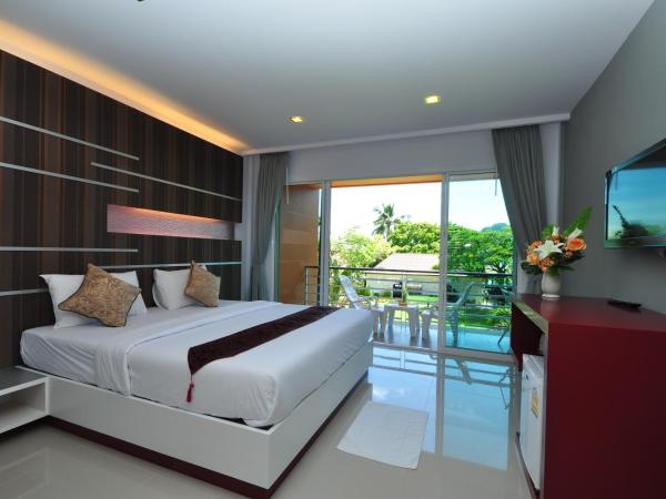 Phi Phi Rimlay Resort : photo 1 de la chambre chambre double deluxe avec balcon