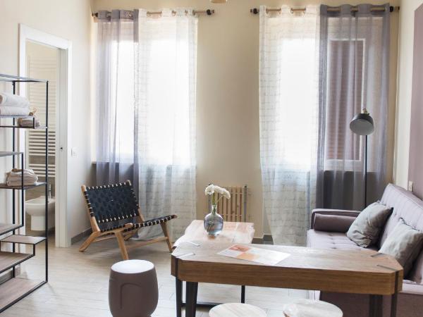 Locanda Stella : photo 10 de la chambre chambre double supérieure - vue sur ville