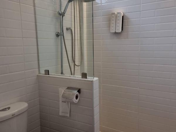 The Nimman Hotel - SHA Plus : photo 8 de la chambre petite chambre lits jumeaux