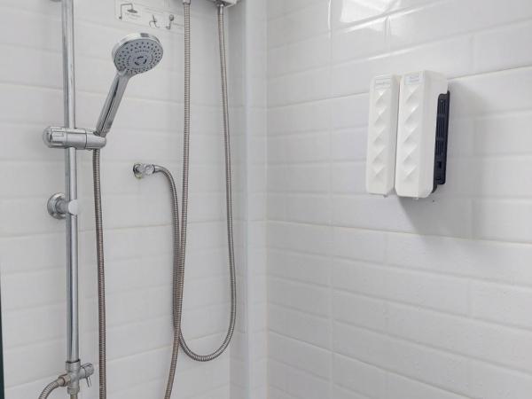 The Nimman Hotel - SHA Plus : photo 7 de la chambre petite chambre lits jumeaux