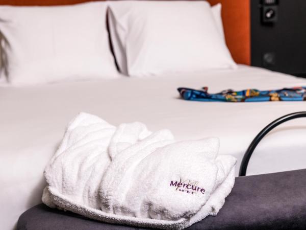 Mercure Bordeaux Centre Gare Atlantic : photo 5 de la chambre suite junior privilège avec lit king-size