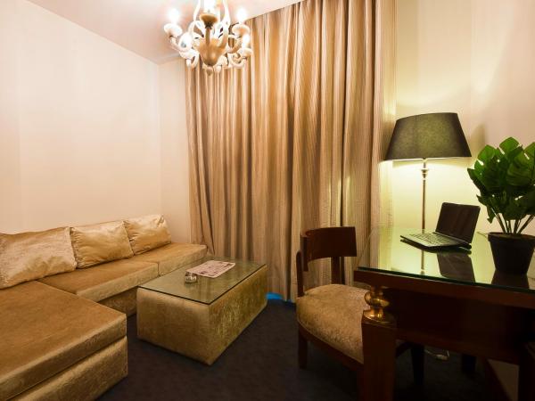 Hotel Aura - New Delhi Railway Station : photo 7 de la chambre aura suite with private jacuzzi 