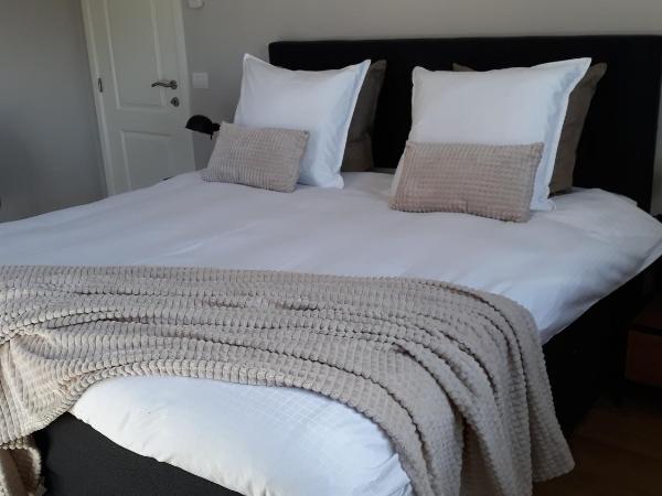 B&B Valant : photo 8 de la chambre chambre double avec salle de bains privative