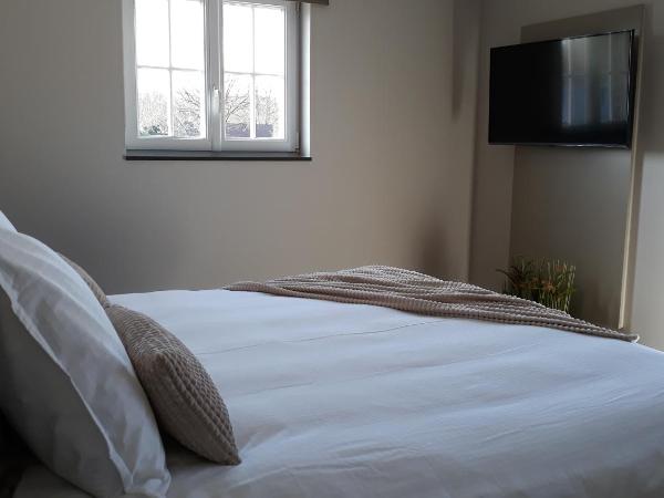 B&B Valant : photo 2 de la chambre chambre double avec salle de bains privative