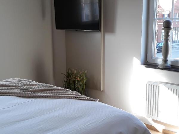 B&B Valant : photo 3 de la chambre chambre double avec salle de bains privative