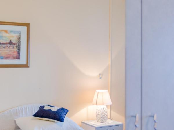 Guesthouse Rooms Split : photo 8 de la chambre chambre triple avec salle de bains privative