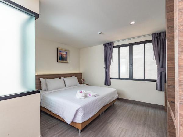 Sovereign Group Hotel at Pratunam : photo 6 de la chambre chambre lit king-size deluxe