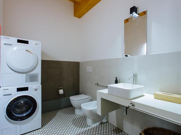 Dadi Home : photo 7 de la chambre chambre double avec salle de bains privative