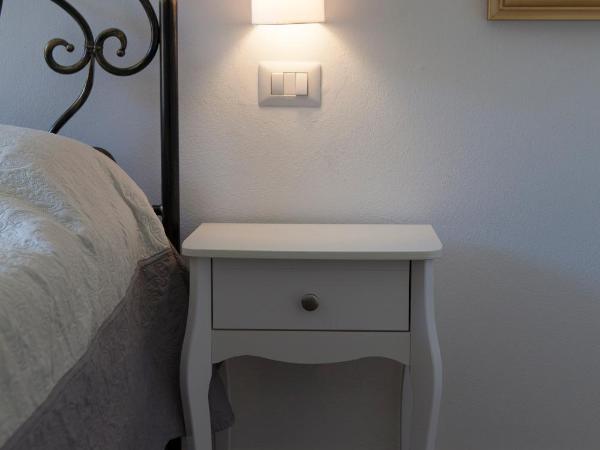 Agriturismo Corte Rondinella : photo 4 de la chambre chambre double deluxe