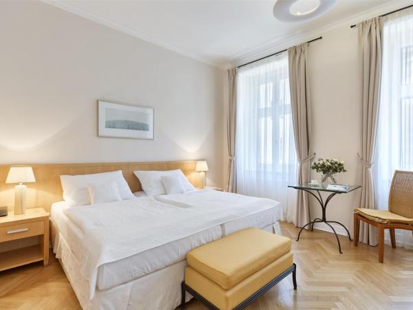 Hotel Palatin : photo 3 de la chambre chambre double supérieure