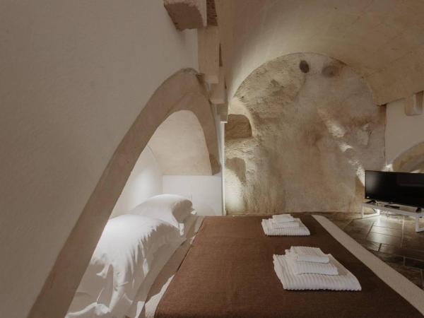 Pietragialla : photo 4 de la chambre chambre quadruple avec douche