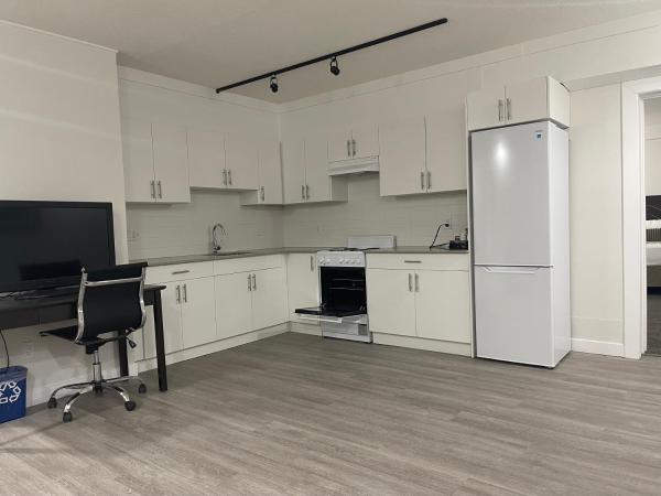 Radisson Hotel & Conference Centre West Edmonton : photo 8 de la chambre suite lit queen-size avec canapé-lit - non-fumeurs