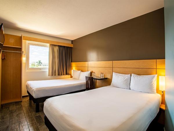 Ibis Merida : photo 4 de la chambre chambre double avec 2 lits doubles