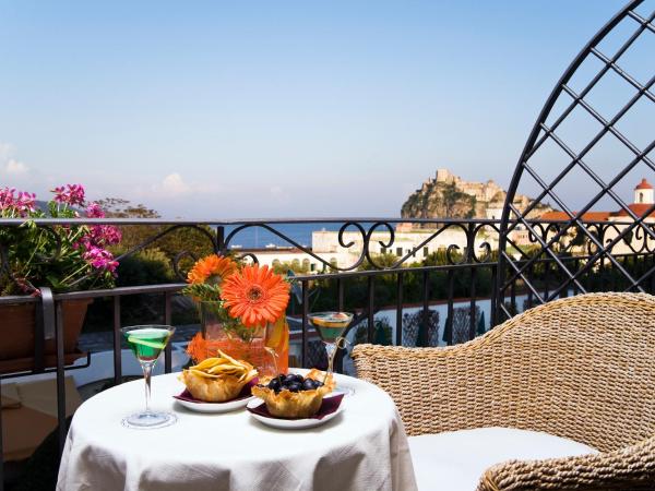 Hotel Villa Durrueli Resort & Spa : photo 7 de la chambre chambre double supérieure - vue sur mer