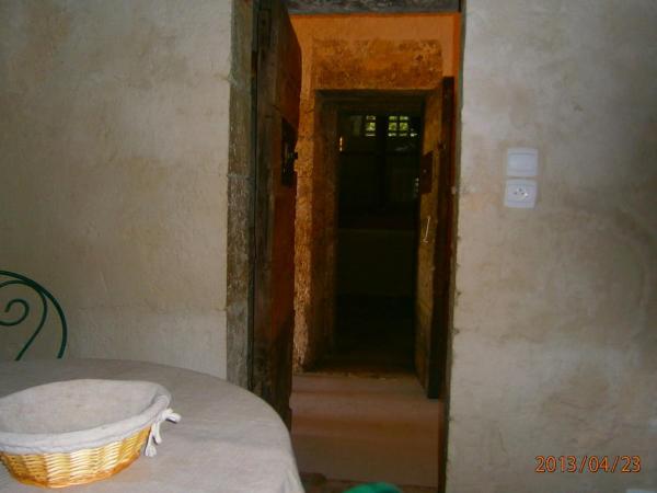 La Tour Beauvoir : photo 5 de la chambre appartement avec terrasse