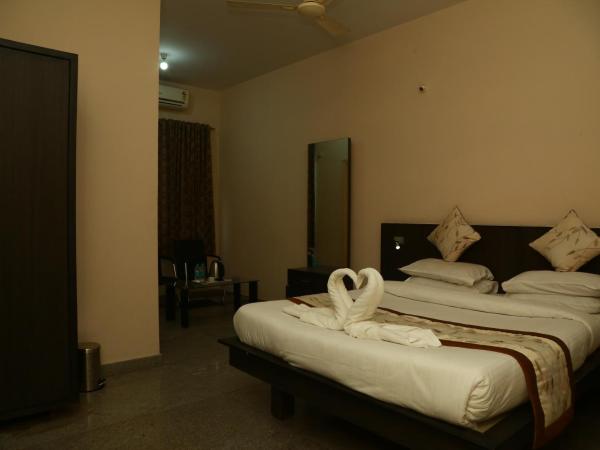 Soundarya Hotel : photo 9 de la chambre chambre deluxe