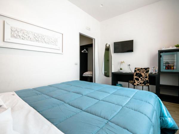 Hotel Bruman Salerno : photo 6 de la chambre chambre double