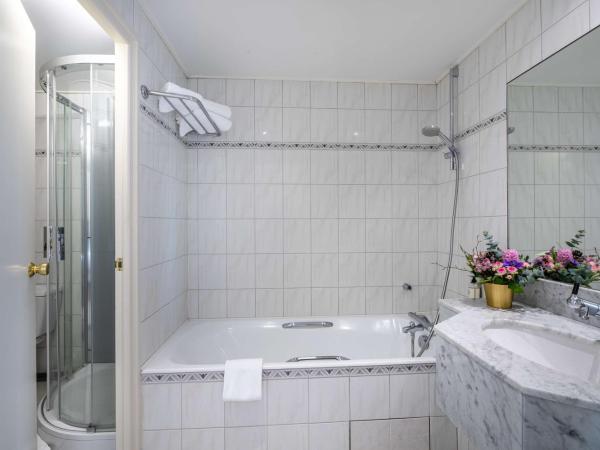 Best Western Grand Hotel de Bordeaux : photo 6 de la chambre suite junior lit queen-size