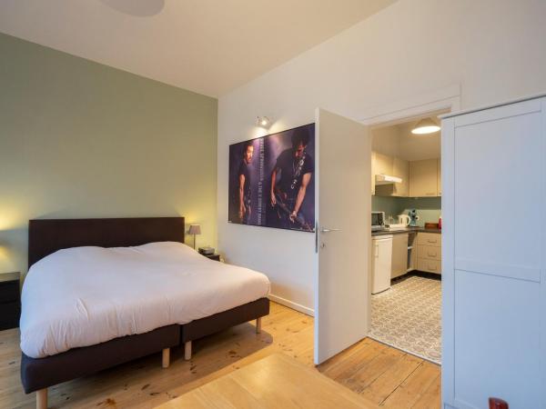 Because the Night city lodge : photo 3 de la chambre studio lit queen-size